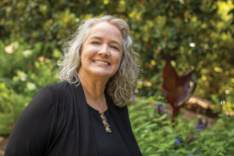 Amy Waters headshot